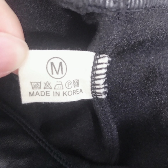 Faux leather leggings - Picture 4 of 4